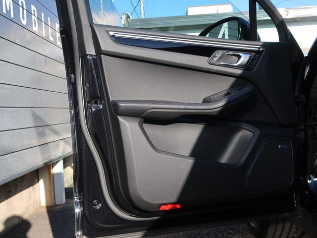 マカン マカン スポクロ アダプティブスポーツシート 黒革 18WAYパワーシート ベンチレーション シートヒーター レッドシートベルト BOSE エントリードライブ ACC スモーカーPKG ジェットブラックM(36枚目)