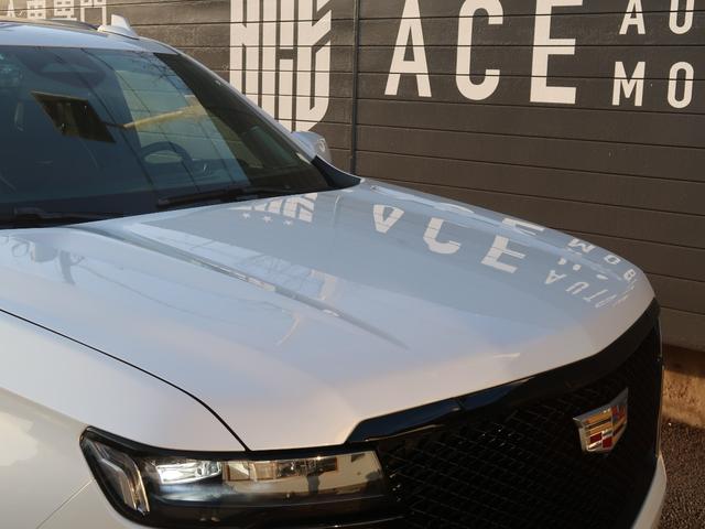 キャデラックエスカレード ホワイトスポーツエディション 限定30台 サンルーフ リアモニター AKGサウンド 電動サイドステップ 黒革 ベンチレーション 1、2列目シートヒーター AppleCarPlay 電動リアゲート HUD 全周囲カメラ(28枚目)