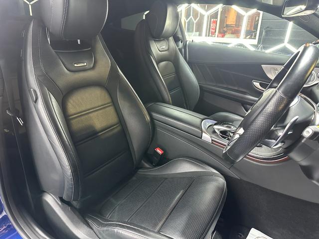 Ｃクラス Ｃ６３クーペ　ＭＡＮＳＯＲＹエアロ　マフラー　ＡＮＲＫＹ２０インチＡＷ　レーダーセフティＰＫＧ　エアバランスＰＫＧ　　黒レザー　シートヒーター　ブルメスター　ＥＴＣ　ヘッドアップディスプレー　アンビエントライト（15枚目）