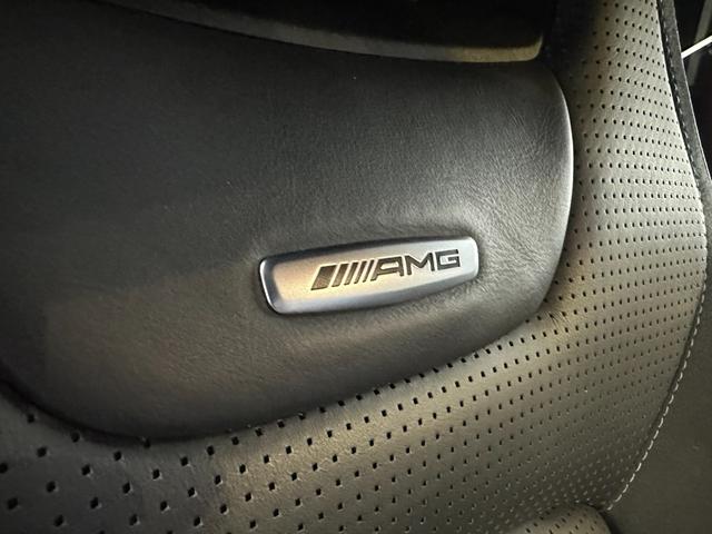 Ｃクラス Ｃ６３クーペ　ＭＡＮＳＯＲＹエアロ　マフラー　ＡＮＲＫＹ２０インチＡＷ　レーダーセフティＰＫＧ　エアバランスＰＫＧ　　黒レザー　シートヒーター　ブルメスター　ＥＴＣ　ヘッドアップディスプレー　アンビエントライト（34枚目）