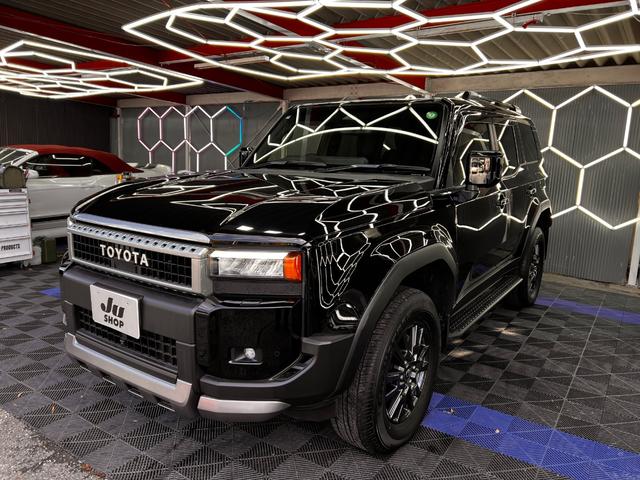 ランドクルーザー２５０ ＶＸ　モデリスタプロテクターＫＩＴ　ワンオーナー　サンルーフ　１２．３インチディスプレイ　全周囲カメラ　ＥＴＣ２．０　前席シートヒーター＆クーラー　トヨタチームメイト　デジタルインナーミラー　Ｐバックドア（4枚目）