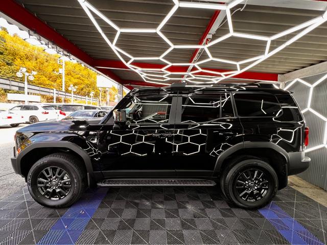 ランドクルーザー２５０ ＶＸ　モデリスタプロテクターＫＩＴ　ワンオーナー　サンルーフ　１２．３インチディスプレイ　全周囲カメラ　ＥＴＣ２．０　前席シートヒーター＆クーラー　トヨタチームメイト　デジタルインナーミラー　Ｐバックドア（6枚目）