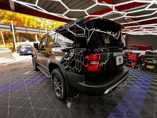 ランドクルーザー２５０ ＶＸ　モデリスタプロテクターＫＩＴ　ワンオーナー　サンルーフ　１２．３インチディスプレイ　全周囲カメラ　ＥＴＣ２．０　前席シートヒーター＆クーラー　トヨタチームメイト　デジタルインナーミラー　Ｐバックドア（8枚目）