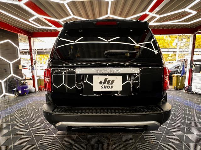 ランドクルーザー２５０ ＶＸ　モデリスタプロテクターＫＩＴ　ワンオーナー　サンルーフ　１２．３インチディスプレイ　全周囲カメラ　ＥＴＣ２．０　前席シートヒーター＆クーラー　トヨタチームメイト　デジタルインナーミラー　Ｐバックドア（9枚目）