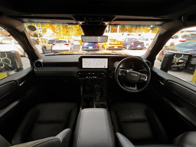 ランドクルーザー２５０ ＶＸ　モデリスタプロテクターＫＩＴ　ワンオーナー　サンルーフ　１２．３インチディスプレイ　全周囲カメラ　ＥＴＣ２．０　前席シートヒーター＆クーラー　トヨタチームメイト　デジタルインナーミラー　Ｐバックドア（12枚目）