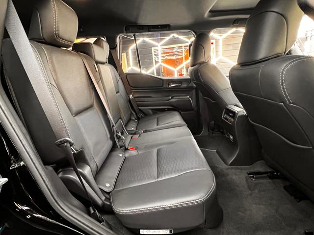 ランドクルーザー２５０ ＶＸ　モデリスタプロテクターＫＩＴ　ワンオーナー　サンルーフ　１２．３インチディスプレイ　全周囲カメラ　ＥＴＣ２．０　前席シートヒーター＆クーラー　トヨタチームメイト　デジタルインナーミラー　Ｐバックドア（14枚目）