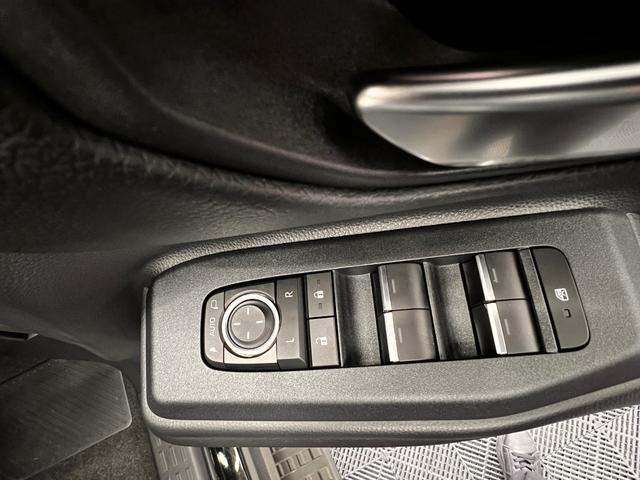 ランドクルーザー２５０ ＶＸ　モデリスタプロテクターＫＩＴ　ワンオーナー　サンルーフ　１２．３インチディスプレイ　全周囲カメラ　ＥＴＣ２．０　前席シートヒーター＆クーラー　トヨタチームメイト　デジタルインナーミラー　Ｐバックドア（40枚目）