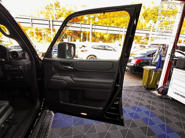 ランドクルーザー２５０ ＶＸ　モデリスタプロテクターＫＩＴ　ワンオーナー　サンルーフ　１２．３インチディスプレイ　全周囲カメラ　ＥＴＣ２．０　前席シートヒーター＆クーラー　トヨタチームメイト　デジタルインナーミラー　Ｐバックドア（49枚目）