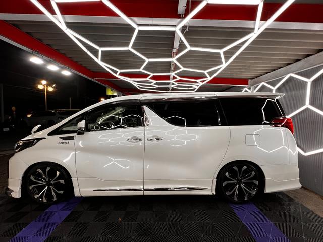 アルファードハイブリッド SR Cパッケージ モデリスタエアロ モデリスタAW 車高調 サンル-フ 後席モニタ- アルパインSDナビ デジタルインナーミラー 黒革シート レ-ダ-クルコン 後席シ-トヒ-タ- 両側電動スライドドア 電動リアゲート(5枚目)