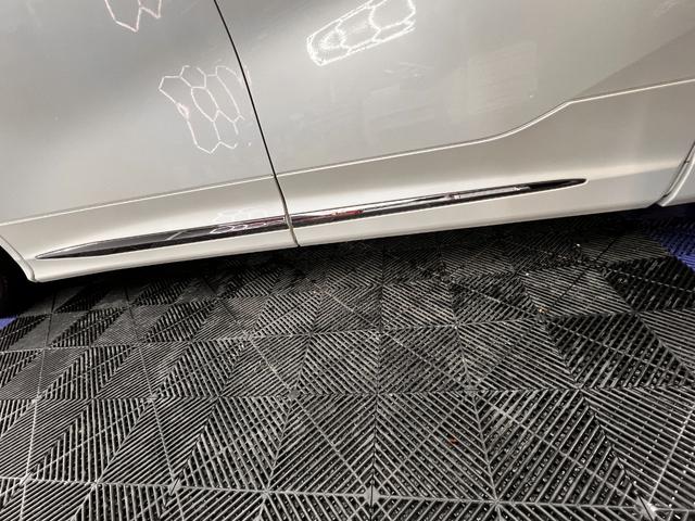 アルファードハイブリッド SR Cパッケージ モデリスタエアロ モデリスタAW 車高調 サンル-フ 後席モニタ- アルパインSDナビ デジタルインナーミラー 黒革シート レ-ダ-クルコン 後席シ-トヒ-タ- 両側電動スライドドア 電動リアゲート(35枚目)