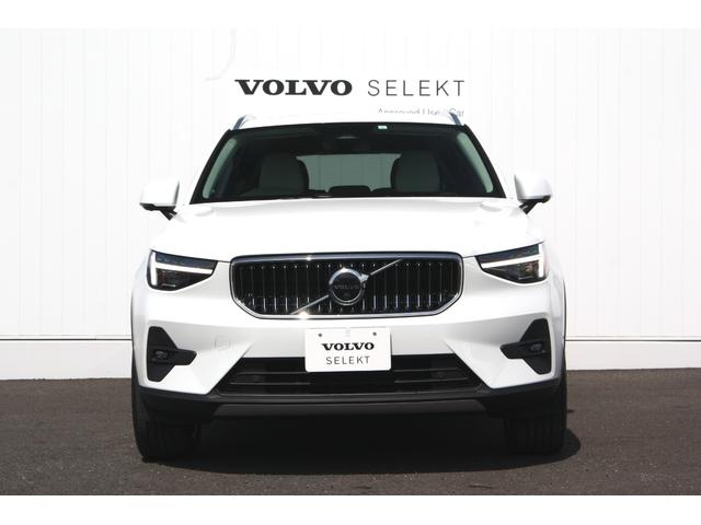 ＸＣ４０ アルティメット　Ｂ４　ＡＷＤ　ブロンドレザーシート　ピクセルヘッドライト　Ｇｏｏｇｌｅインフォテインメント　クリスタルシフトノブ　１９インチアルミホイール（7枚目）