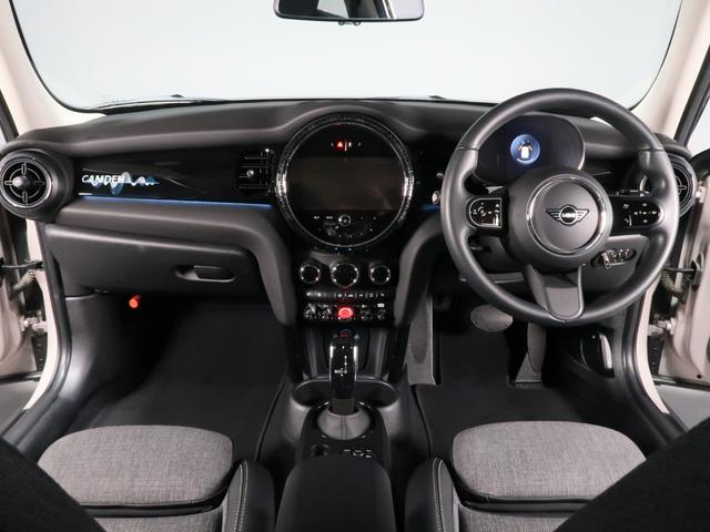 ＭＩＮＩ クーパーＤ　カムデン・エディション　ＡｐｐｌｅＣａｒＰｌａｙ　Ｆシートヒーター　１７ＡＷ　ＡＣＣ　パーキングアシスト　フロント＆リヤＰＤＣ　コンフォートアクセス　マルチディスプレイメーターパネル（12枚目）