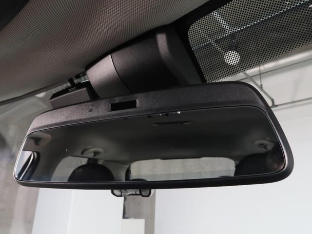 ＭＩＮＩ クーパーＤ　カムデン・エディション　ＡｐｐｌｅＣａｒＰｌａｙ　Ｆシートヒーター　１７ＡＷ　ＡＣＣ　パーキングアシスト　フロント＆リヤＰＤＣ　コンフォートアクセス　マルチディスプレイメーターパネル（19枚目）