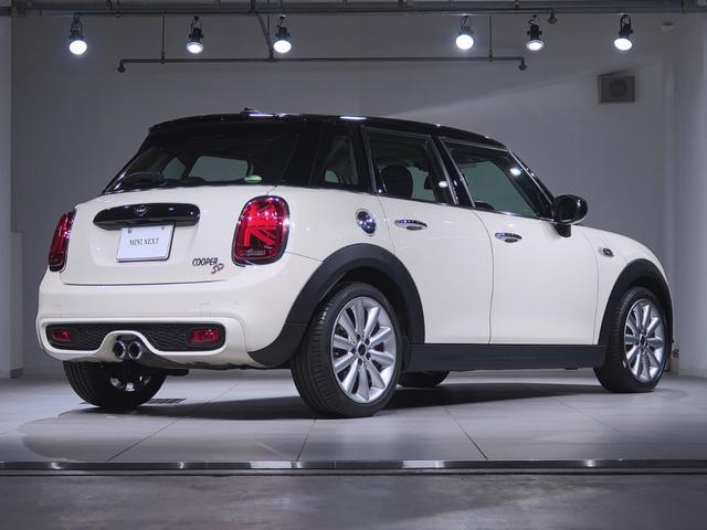 ＭＩＮＩ クーパーＳＤ　ＭＩＮＩ中古車納車２年保証付　純正ナビ　バックカメラ　アラームシステム　アクティブクルーズ　Ｆシートヒーター　１７ＡＷ（7枚目）