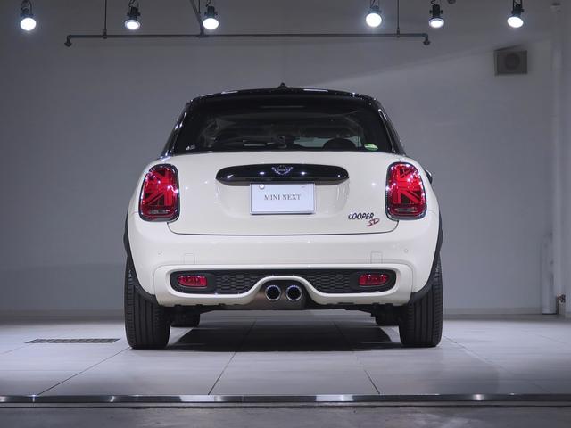 ＭＩＮＩ クーパーＳＤ　ＭＩＮＩ中古車納車２年保証付　純正ナビ　バックカメラ　アラームシステム　アクティブクルーズ　Ｆシートヒーター　１７ＡＷ（8枚目）
