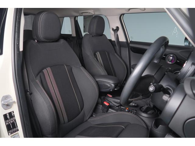 ＭＩＮＩ クーパーＳＤ　ＭＩＮＩ中古車納車２年保証付　純正ナビ　バックカメラ　アラームシステム　アクティブクルーズ　Ｆシートヒーター　１７ＡＷ（9枚目）