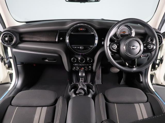 ＭＩＮＩ クーパーＳＤ　ＭＩＮＩ中古車納車２年保証付　純正ナビ　バックカメラ　アラームシステム　アクティブクルーズ　Ｆシートヒーター　１７ＡＷ（12枚目）