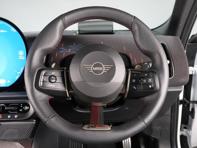 MINI ジョンクーパーワークス カントリーマンオール4JCW MINI認定中古車2年保証付 Lパッケージ バックカメラ アクティブクルーズ ヘッドアップディスプレイ 電動Fシート リアプライバシーガラス 20AW(12枚目)