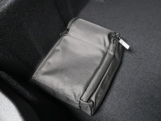 MINI ジョンクーパーワークス カントリーマンオール4JCW MINI認定中古車2年保証付 Lパッケージ バックカメラ アクティブクルーズ ヘッドアップディスプレイ 電動Fシート リアプライバシーガラス 20AW(33枚目)