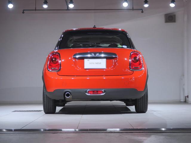 MINI ワン MINI認定中古車1年保証付 純正HDDナビ クロームラインエクステリア 15AW(6枚目)