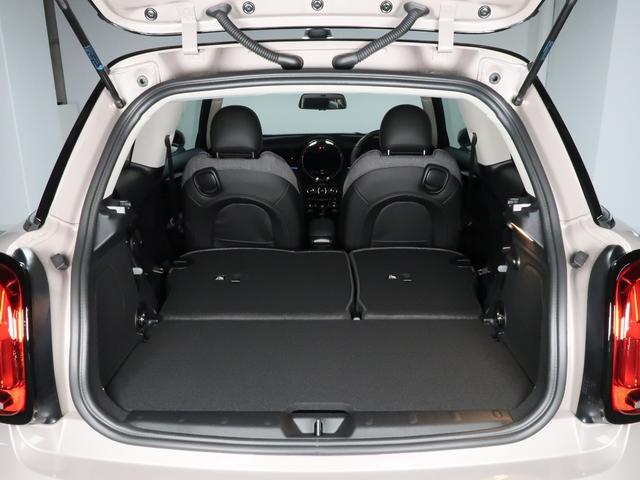 MINI クーパー カムデン・エディション MINI認定中古車2年保証付 純正ナビ無し アップルカープレイ バックカメラ ETC アクティブクルーズ ドライビングアシスト 17AW(28枚目)