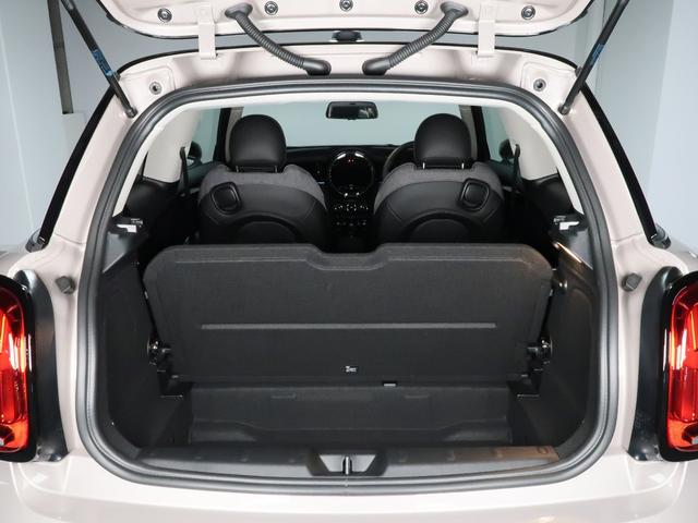 MINI クーパー カムデン・エディション MINI認定中古車2年保証付 純正ナビ無し アップルカープレイ バックカメラ ETC アクティブクルーズ ドライビングアシスト 17AW(29枚目)