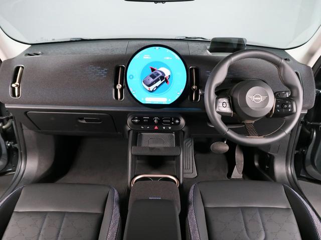 ＭＩＮＩ カントリーマンＤ　クラシック・トリム　ＭＩＮＩ認定中古車２年保証付　Ｍパッケージ　Ｆ電動シート　アクティブクルーズ　バックカメラ　ハーマンカードン　へドアップディスプレイ　１８ＡＷ（11枚目）