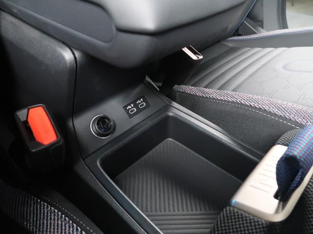 ＭＩＮＩ カントリーマンＤ　クラシック・トリム　ＭＩＮＩ認定中古車２年保証付　Ｍパッケージ　Ｆ電動シート　アクティブクルーズ　バックカメラ　ハーマンカードン　へドアップディスプレイ　１８ＡＷ（21枚目）