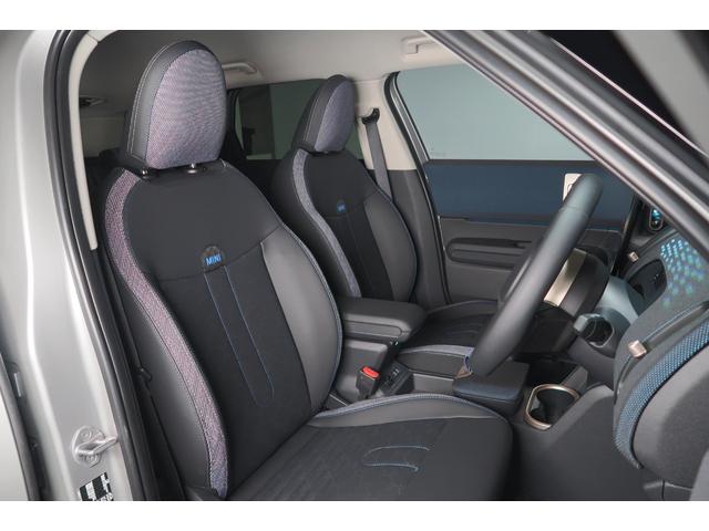 ＭＩＮＩ カントリーマンＤ　クラシック・トリム　クラシックトリム　Ｍパッケージ　ヘッドアップディスプレイ　アクティブクルーズ　ＡｐｐｌｅＣａｒＰｌａｙ　ＡｎｄｒｏｉｄＡｕｔｏ　ハーマンカードン　レーンチェンジウォーニング　オートトランク　１８ＡＷ（8枚目）