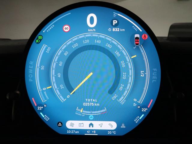 ＭＩＮＩ カントリーマンＤ　クラシック・トリム　クラシックトリム　Ｍパッケージ　ヘッドアップディスプレイ　アクティブクルーズ　ＡｐｐｌｅＣａｒＰｌａｙ　ＡｎｄｒｏｉｄＡｕｔｏ　ハーマンカードン　レーンチェンジウォーニング　オートトランク　１８ＡＷ（10枚目）