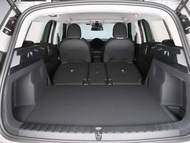 ＭＩＮＩ カントリーマンＤ　クラシック・トリム　クラシックトリム　Ｍパッケージ　ヘッドアップディスプレイ　アクティブクルーズ　ＡｐｐｌｅＣａｒＰｌａｙ　ＡｎｄｒｏｉｄＡｕｔｏ　ハーマンカードン　レーンチェンジウォーニング　オートトランク　１８ＡＷ（30枚目）