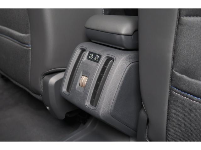 ＭＩＮＩ カントリーマンＤ　クラシック・トリム　クラシックトリム　Ｍパッケージ　ヘッドアップディスプレイ　アクティブクルーズ　ＡｐｐｌｅＣａｒＰｌａｙ　ＡｎｄｒｏｉｄＡｕｔｏ　ハーマンカードン　レーンチェンジウォーニング　オートトランク　１８ＡＷ（34枚目）