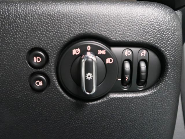 ＭＩＮＩ クーパー　コンバーチブル　エッセンシャル・トリム　Ｆシートヒーティング　ＬＥＤヘッドライト　リヤＰＤＣ　純正ＨＤＤナビ　１７ＡＷ（29枚目）