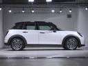 MINI クーパーC クラシック・トリム クラシックトリム ドライビングアシスタントプラス ヘッドアップディスプレイ Fシートヒーティング ステアリングヒーター ワイヤレスチャージング 17AW(5枚目)