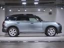 ＭＩＮＩ カントリーマンＤ　クラシック・トリム　ＭＩＮＩ認定中古車２年保証付　Ｍパッケージ　Ｆ電動シート　アクティブクルーズ　バックカメラ　ハーマンカードン　へドアップディスプレイ　１８ＡＷ（5枚目）