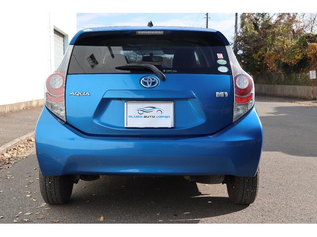 アクア Ｓ　Ｓ　グレード・ナビ・ＥＴＣ・Ｂｌｕｅｔｏｏｔｈ・スマートキー・キーレス　スタート・ＣＤ／ＤＶＤ再生・オートエアコン・オートライト（6枚目）