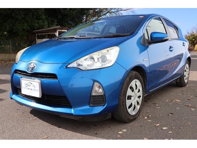 アクア Ｓ　Ｓ　グレード・ナビ・ＥＴＣ・Ｂｌｕｅｔｏｏｔｈ・スマートキー・キーレス　スタート・ＣＤ／ＤＶＤ再生・オートエアコン・オートライト（9枚目）