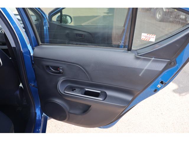 アクア Ｓ　Ｓ　グレード・ナビ・ＥＴＣ・Ｂｌｕｅｔｏｏｔｈ・スマートキー・キーレス　スタート・ＣＤ／ＤＶＤ再生・オートエアコン・オートライト（19枚目）