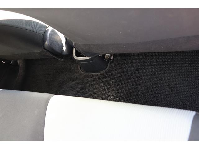 アクア Ｓ　Ｓ　グレード・ナビ・ＥＴＣ・Ｂｌｕｅｔｏｏｔｈ・スマートキー・キーレス　スタート・ＣＤ／ＤＶＤ再生・オートエアコン・オートライト（43枚目）