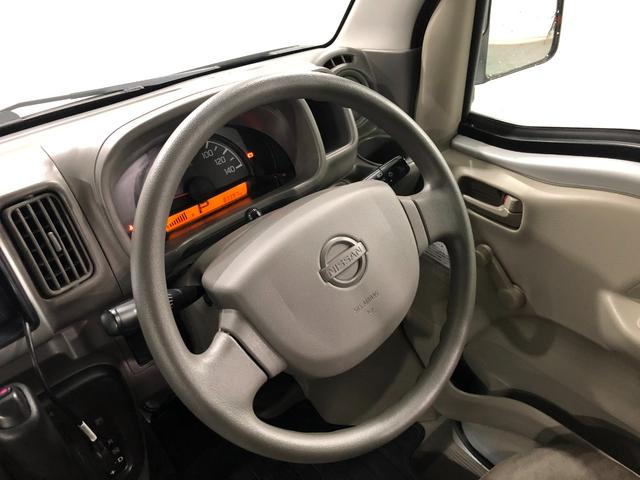 ＮＶ１００クリッパーバン ＤＸ　走行８３３９７キロ／ディスプレイオーディオ／純正マット　１年保証距離無制限　走行距離８３３９７キロ　ディスプレイオーディオ　ドラレコ　純正フロアマット　キーレスエントリー　マニュアルエアコン（12枚目）