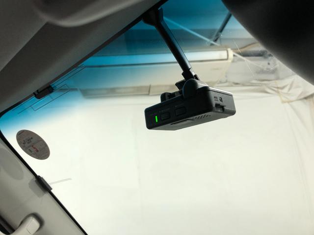 ハイゼットカーゴ クルーズSA3 走行15378キロ/タイヤ4本交換/ナビ 一年保証・走行距離無制限 走行15378キロ フルセグナビ ブルートゥース ドラレコ オートマチックハイビーム アイドリングストップ(10枚目)