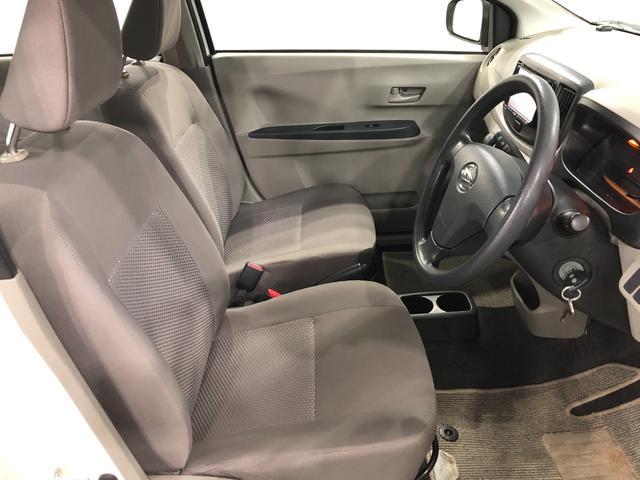ミライース L 走行73839キロ/車検整備付/TVレスナビ 禁煙車 点検記録簿あり 一年保証・走行距離無制限 走行73839キロ 運転席助手席エアバック 純正カーペットマット アイドリングストップ キーレス ホイールキャップ(8枚目)