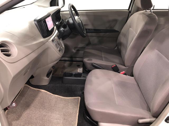 ミライース L 走行73839キロ/車検整備付/TVレスナビ 禁煙車 点検記録簿あり 一年保証・走行距離無制限 走行73839キロ 運転席助手席エアバック 純正カーペットマット アイドリングストップ キーレス ホイールキャップ(34枚目)