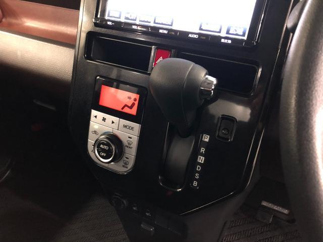 ルーミー Ｇ　Ｓ　車検整備付／走行２８５４７キロ／ナビ／バックカメラ　１年保証距離無制限　走行距離２８５４７キロ　フルセグナビ　バックカメラ　純正マット　オートライト　アイドリングストップ　両側電動スライドドア　プッシュボタンスタート　オート格納式ドアミラー　キーフリー（13枚目）