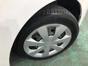 L 走行73839キロ/車検整備付/TVレスナビ 禁煙車 点検記録簿あり 一年保証・走行距離無制限 走行73839キロ 運転席助手席エアバック 純正カーペットマット アイドリングストップ キーレス ホイールキャップ(31枚目)