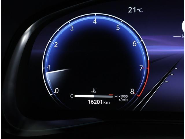 ハリアー Z レザーパッケージ 純正ナビ パノラマビューモニター パワーバックドア 電子インナーミラー レザーシート ステアリング&シートヒーター付き!!(17枚目)