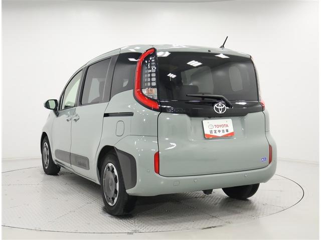 シエンタ Ｚ　コネクティッドナビ　パノラマビューモニター　サーキュレーター　両側パワースライドドア　ドライブレコーダー付き！！（2枚目）