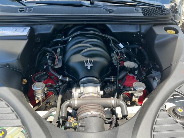 Ｓ　後期モデル　４．７Ｌ　フェラーリ製エンジン　可変バルブ　ブラウンレザー　ディーラー整備　禁煙車　ディーラー車(21枚目)