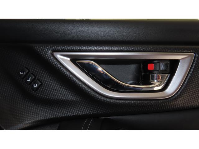 フォレスター Premium 本革シート 視界拡張 PWリヤゲート搭載(11枚目)