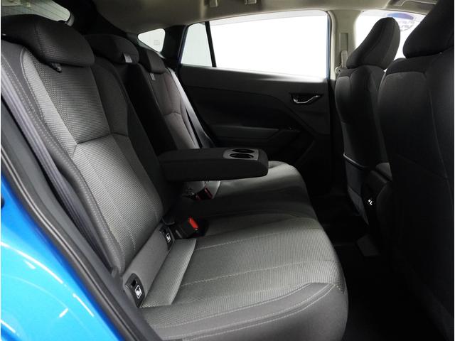 クロストレック リミテッド サンルーフ ルーフレール 元当社試乗車 禁煙車(12枚目)